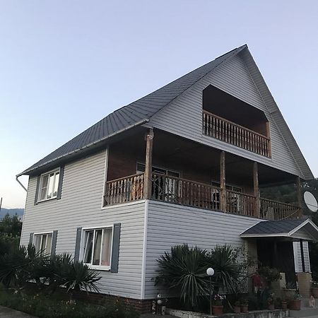 Dom U Morya Hotel Pizunda Exterior photo